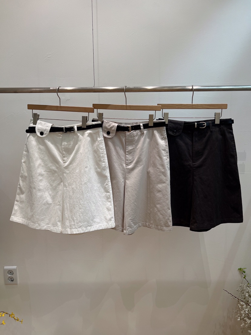 GLAD SOME韓國直郵女裝新款職業26春夏，26夏季短褲不含腰帶口袋GLAD SOME短褲圖色2左二色