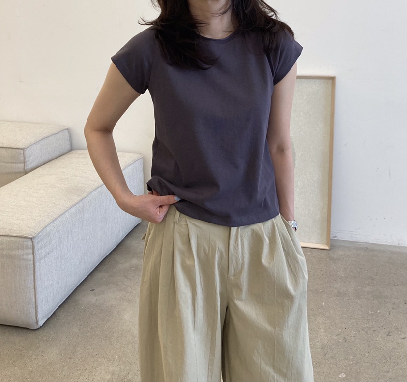 GLAD SOME韓國東大門直郵女士新品熱賣職業推薦T恤插肩袖GLAD SOMET恤