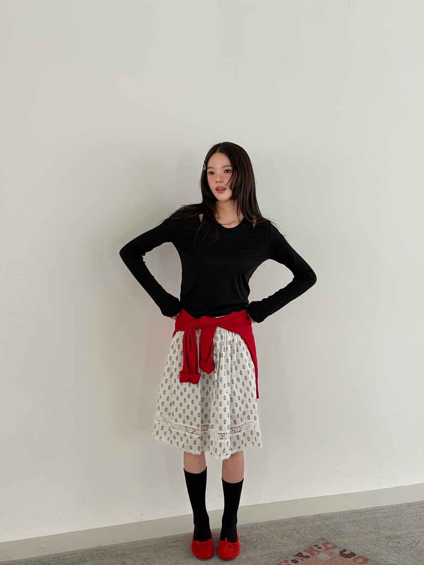 ARTE STUDIO/ATTENTION EDITORIAL韓國直郵女裝新款職業半身裙中短裙花朵蕾絲ARTE Studio半身裙/中短裙