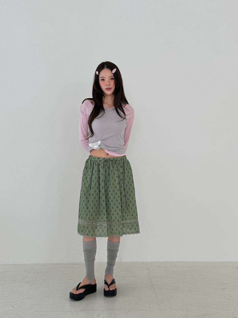 ARTE STUDIO/ATTENTION EDITORIAL韓國直郵女裝新款職業半身裙中短裙花朵蕾絲ARTE Studio半身裙/中短裙圖色2