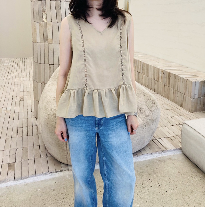 GLAD SOME韓國直郵女士新款職業人氣熱賣吊帶背心荷葉邊GLAD SOME吊帶/背心