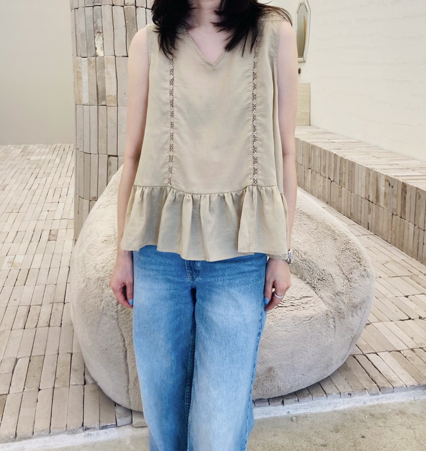 GLAD SOME韓國直郵女士新款職業人氣熱賣吊帶背心荷葉邊GLAD SOME吊帶/背心