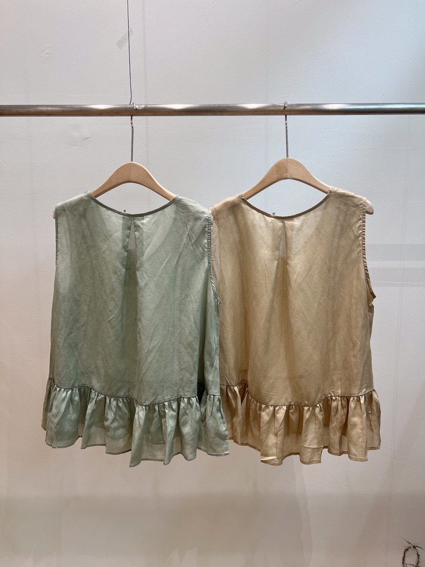 GLAD SOME韓國直郵女士新款職業人氣熱賣吊帶背心荷葉邊GLAD SOME吊帶/背心