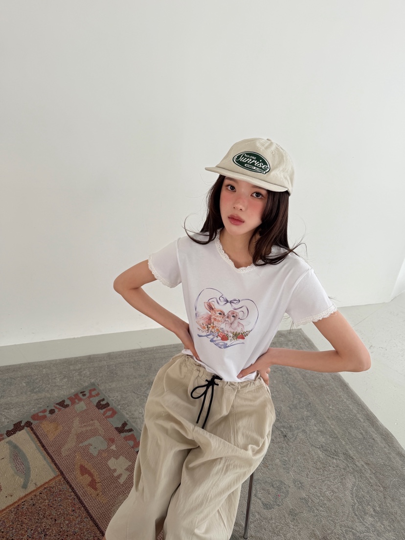 ARTE STUDIO/ATTENTION EDITORIAL韓國東大門直郵女士新品職業T恤蕾絲ARTE StudioT恤