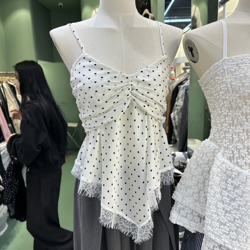 ROMANTIC NEWYORK東大門實拍韓國女裝新款推薦熱賣吊帶背心ROMANTIC NEWYORK吊帶/背心圖色1