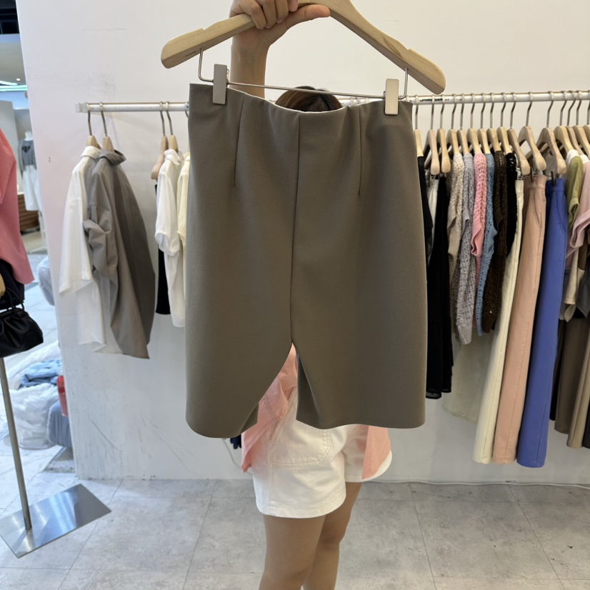 FUNNY POWDER韓國直郵女裝新款時尚26春夏，26夏季熱賣短褲THE FUNNY短褲