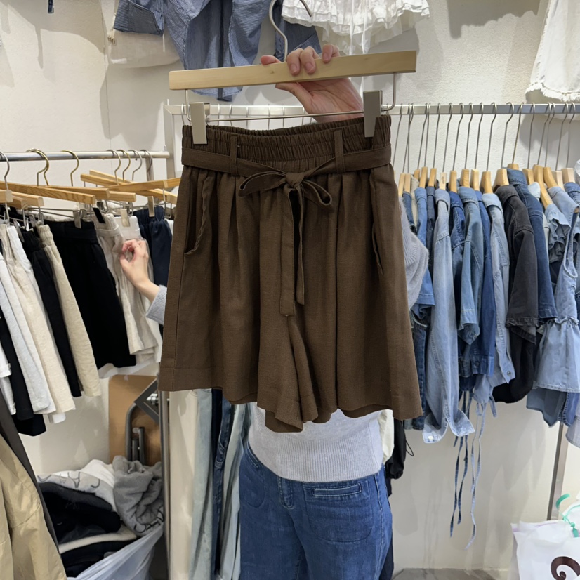 HIPTIQUE韓國直郵實拍女裝新款休閑職業時尚短褲含腰帶緞HIPTIQUE短褲圖色3