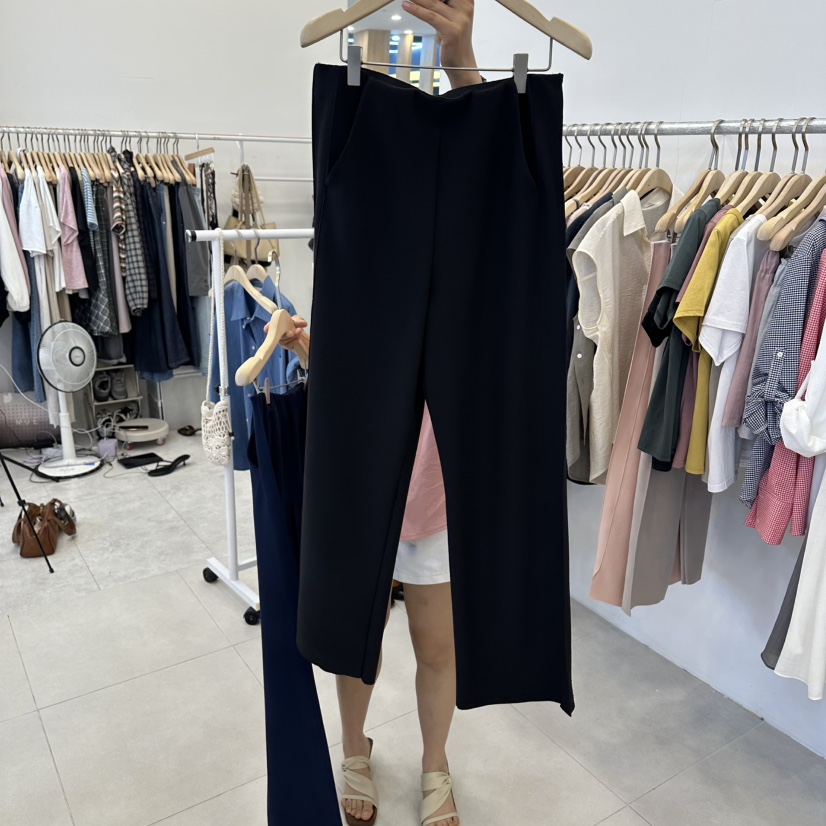 FUNNY POWDER韓國代購女裝新品推薦休閑26春夏，26夏季休閑褲開衩THE FUNNY休閑褲圖色4黑色