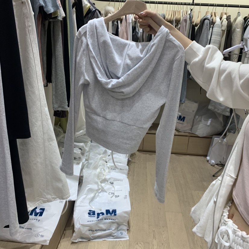 MEMOIRE韓國直郵女裝新款26春夏，26夏季熱賣人氣長袖T恤MEMOIRE長袖T恤