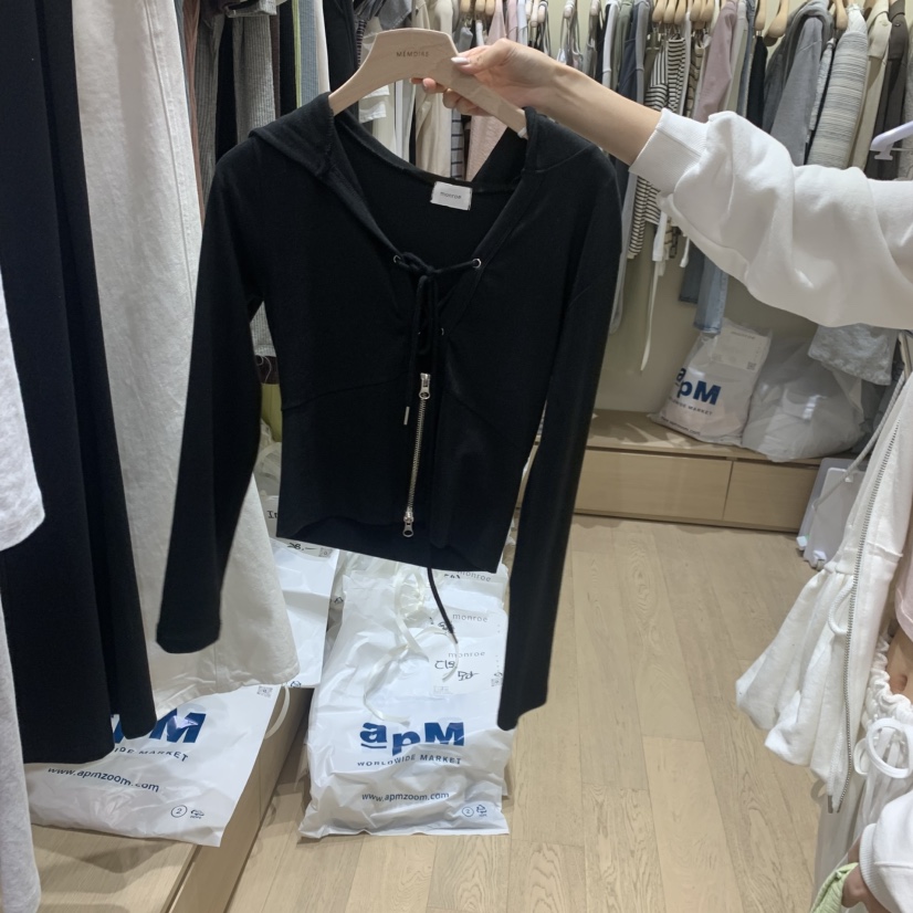 MEMOIRE韓國直郵女裝新款26春夏，26夏季熱賣人氣長袖T恤MEMOIRE長袖T恤圖色3