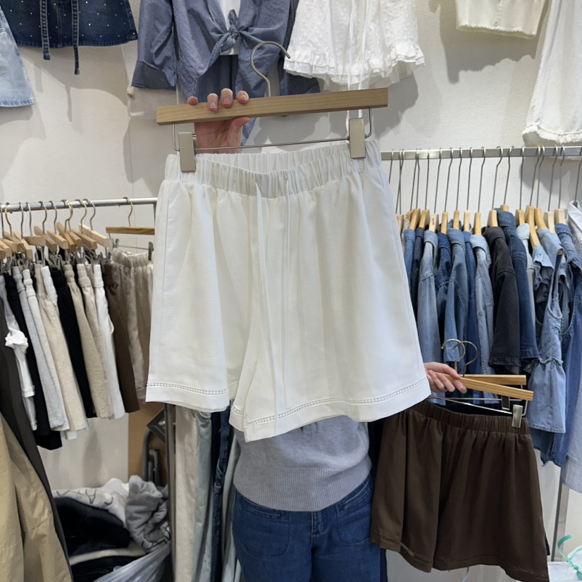 HIPTIQUE韓國東大門代購女士新款26春夏，26夏季熱賣短褲HIPTIQUE短褲圖色1白色