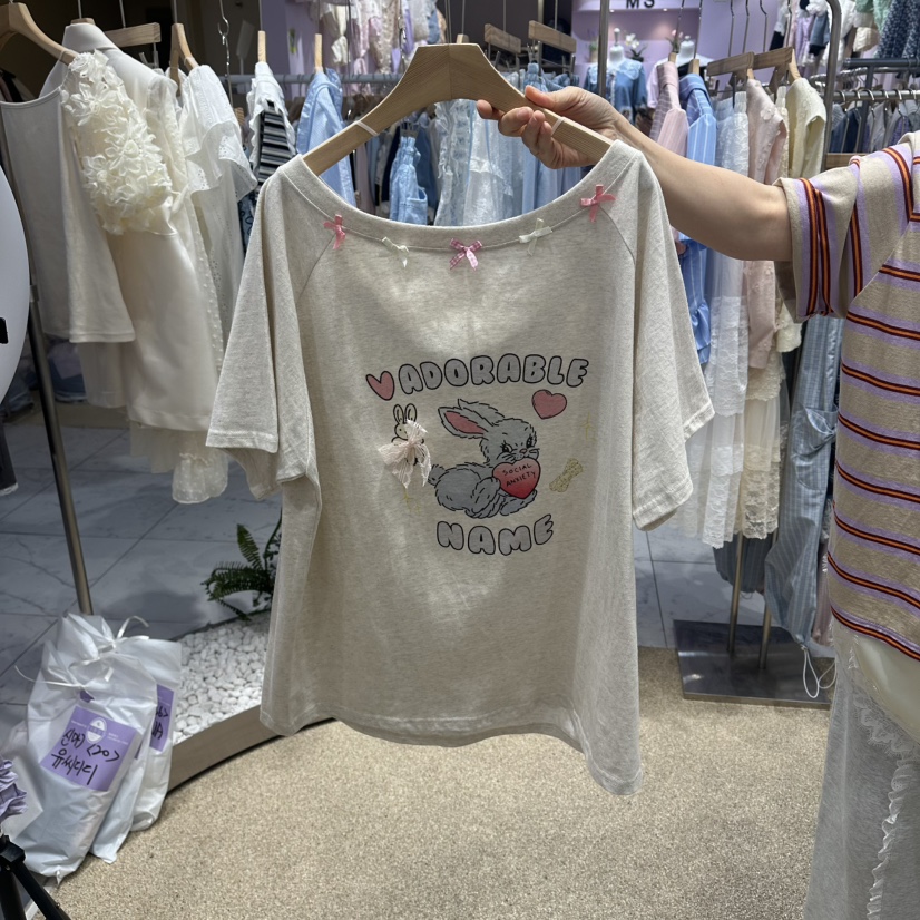 VIRUS韓國東大門代購女裝新款職業推薦時尚26春夏，26夏季T恤兔子VIRUST恤圖色2