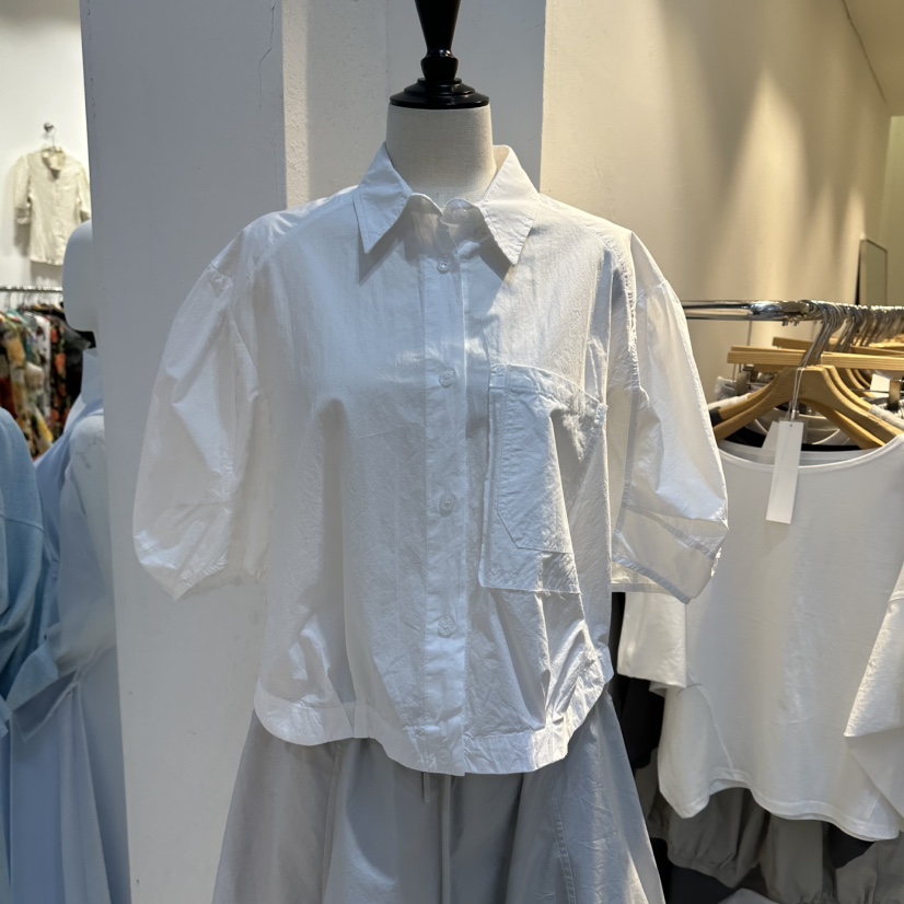 EYEFUL-Q韓國直郵女裝新品休閑推薦時尚人氣襯衫蕾絲衫短款eyeful襯衫/蕾絲衫圖色1