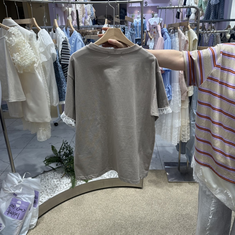 VIRUS韓國直郵女裝新品26春夏，26夏季時尚推薦職業熱賣T恤VIRUST恤