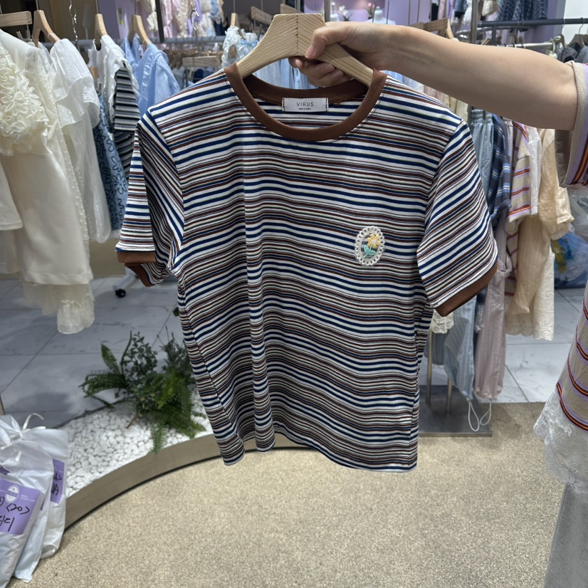 VIRUS韓國直郵實拍女裝新款人氣26春夏，26夏季推薦熱賣T恤VIRUST恤圖色2