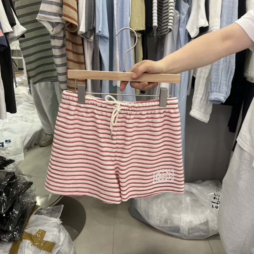 LELEN韓國直郵實拍女裝新品熱賣26春夏，26夏季短褲華夫格LELEN短褲圖色2