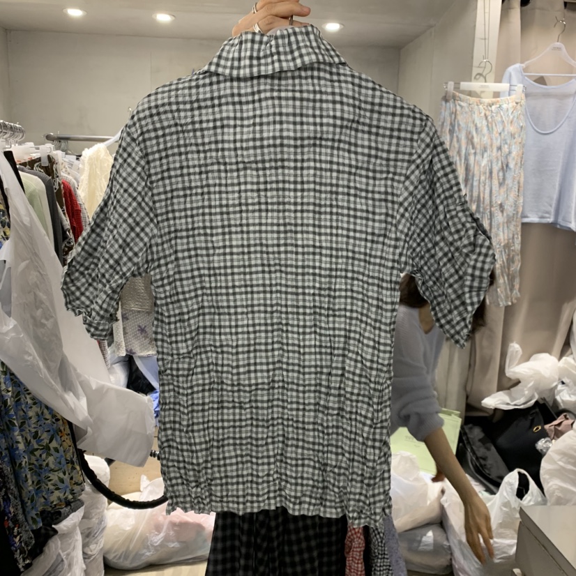 LOGROAD韓國東大門代購女裝新品人氣推薦時尚26春夏，26夏季襯衫蕾絲衫LOG ROAD襯衫/蕾絲衫