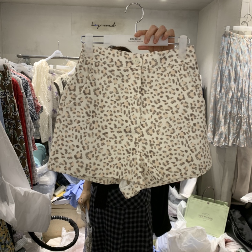 LOGROAD東大門實拍韓國女士新款休閑職業人氣26春夏，26夏季短褲豹紋LOG ROAD短褲圖色2