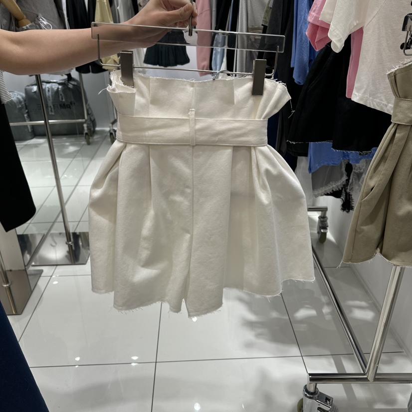 JENNIE韓國直郵實拍女士新款休閑26夏季人氣短褲含腰帶高腰JENNIE/VENEFIT短褲