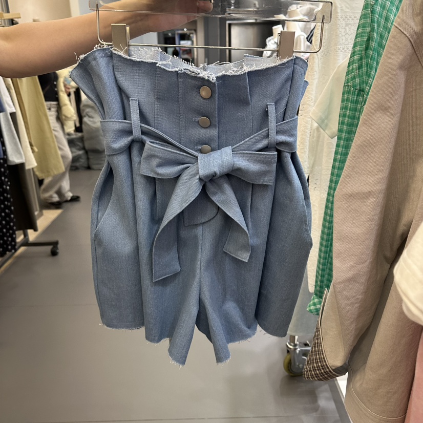 JENNIE韓國直郵實拍女士新款休閑26夏季人氣短褲含腰帶高腰JENNIE/VENEFIT短褲圖色2