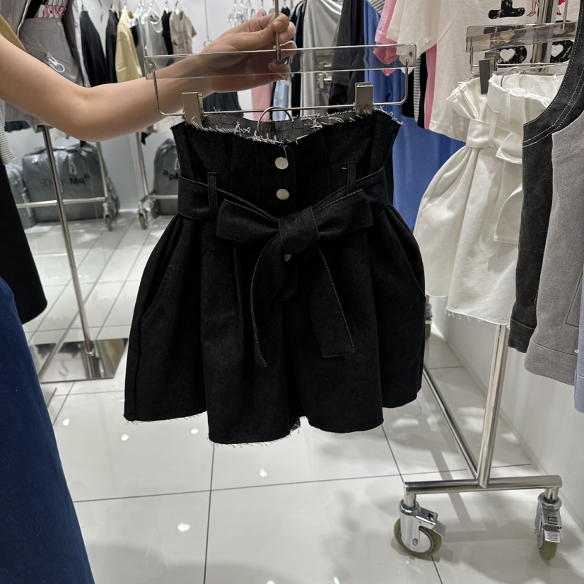 JENNIE韓國直郵實拍女士新款休閑26夏季人氣短褲含腰帶高腰JENNIE/VENEFIT短褲圖色4