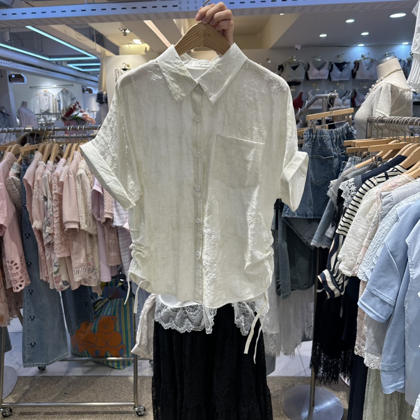 BELITA東大門實拍韓國女士新品26春夏時尚襯衫蕾絲衫花朵BELITA襯衫/蕾絲衫圖色3