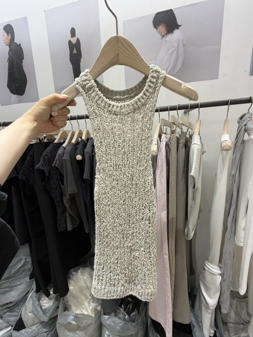 MOMENT東大門實拍女士新品休閑熱賣真品推薦吊帶背心棉質MOMENT/RECOVER吊帶/背心圖色3