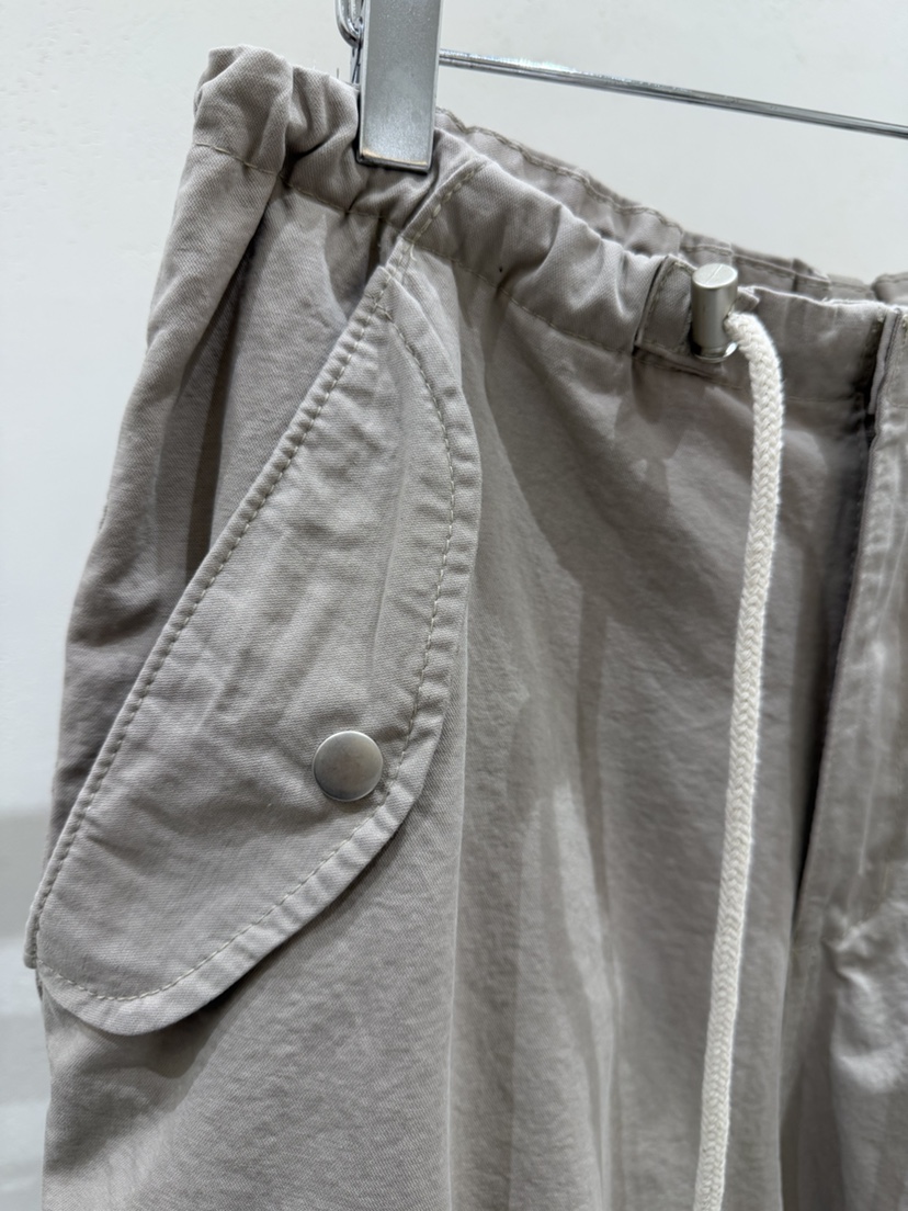 SHIRRING東大門直郵女裝新款26春夏推薦熱賣職業時尚短褲SHIRRING短褲