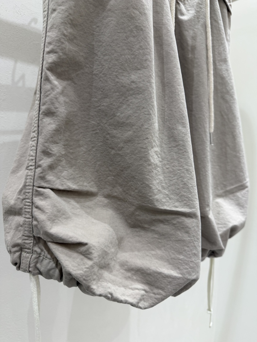 SHIRRING東大門直郵女裝新款26春夏推薦熱賣職業時尚短褲SHIRRING短褲