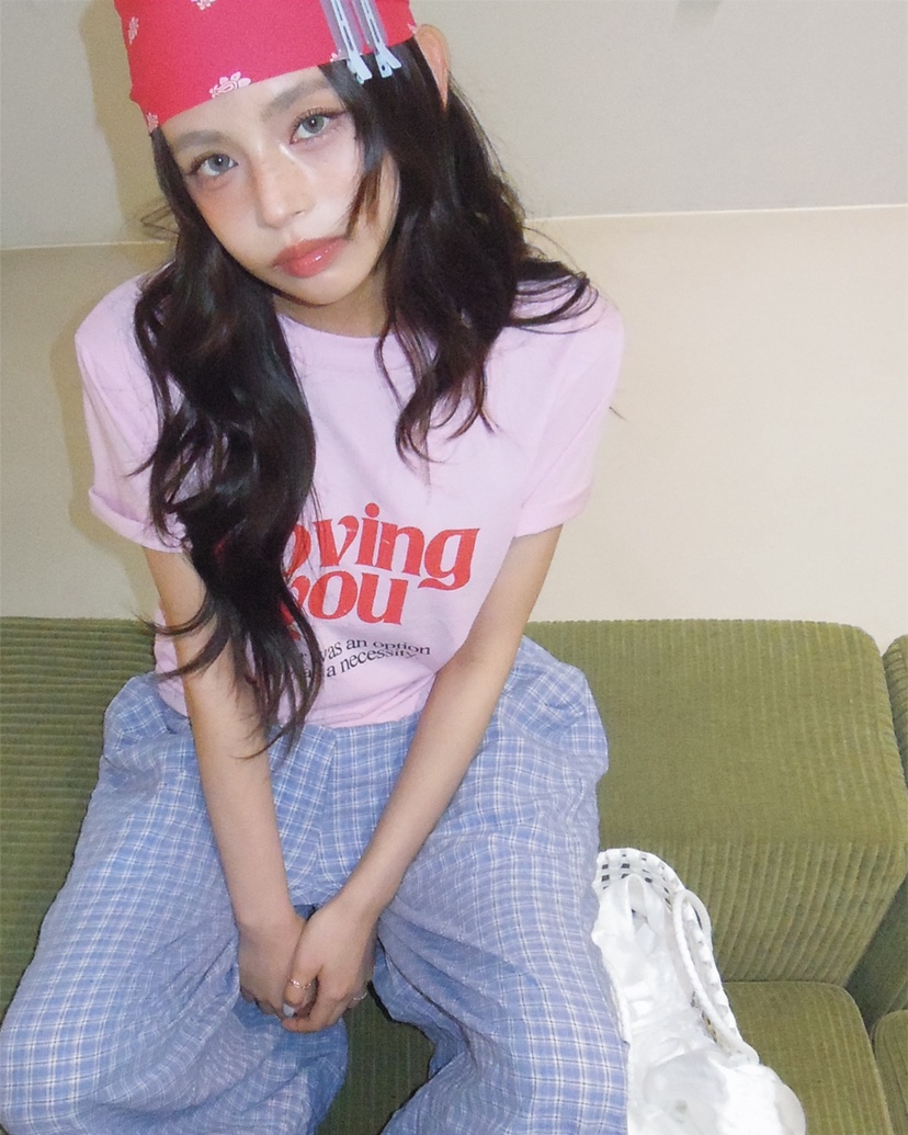 LIVE AID-P東大門實拍女裝新品推薦時尚真品休閑26春夏T恤LIVE AID-PT恤