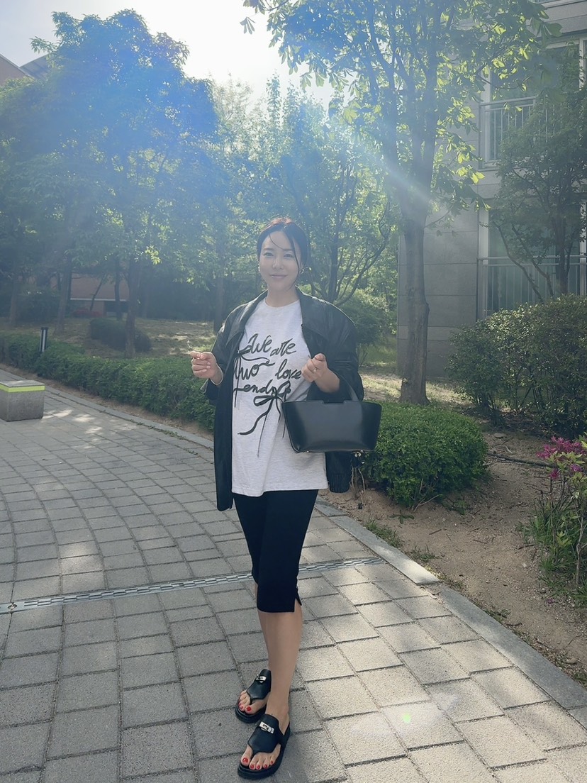 RIAH東大門代購女裝新品職業推薦休閑熱賣26春夏真品T恤絲帶RIAHT恤