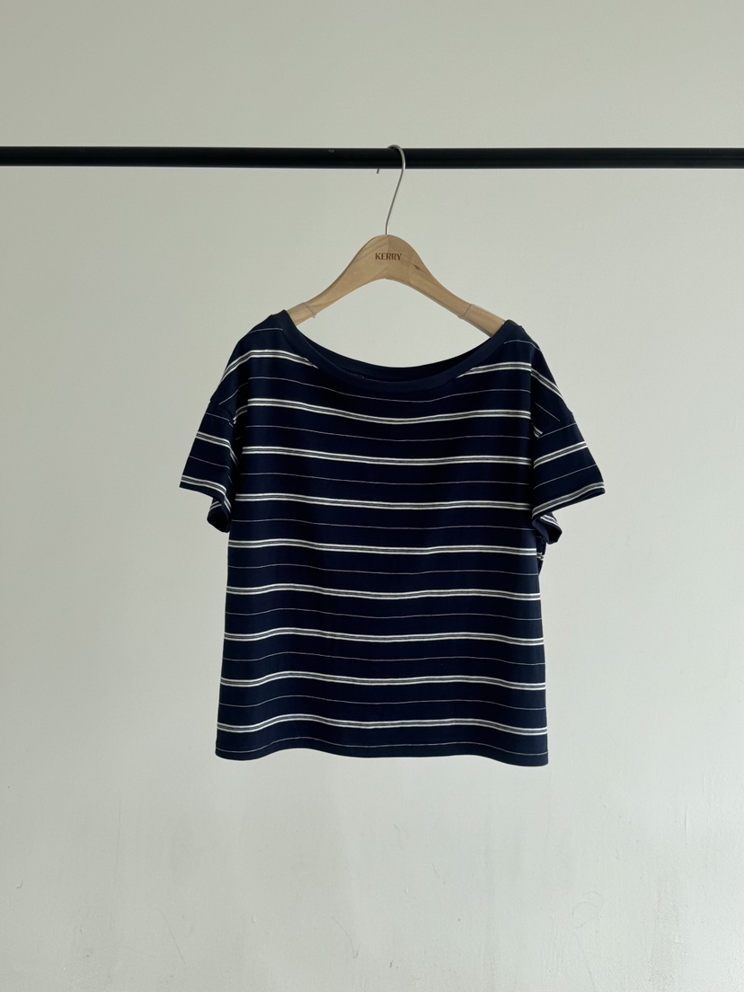 KERRY東大門直郵女裝新品熱賣職業休閑真品時尚推薦T恤露肩KERRYT恤圖色3