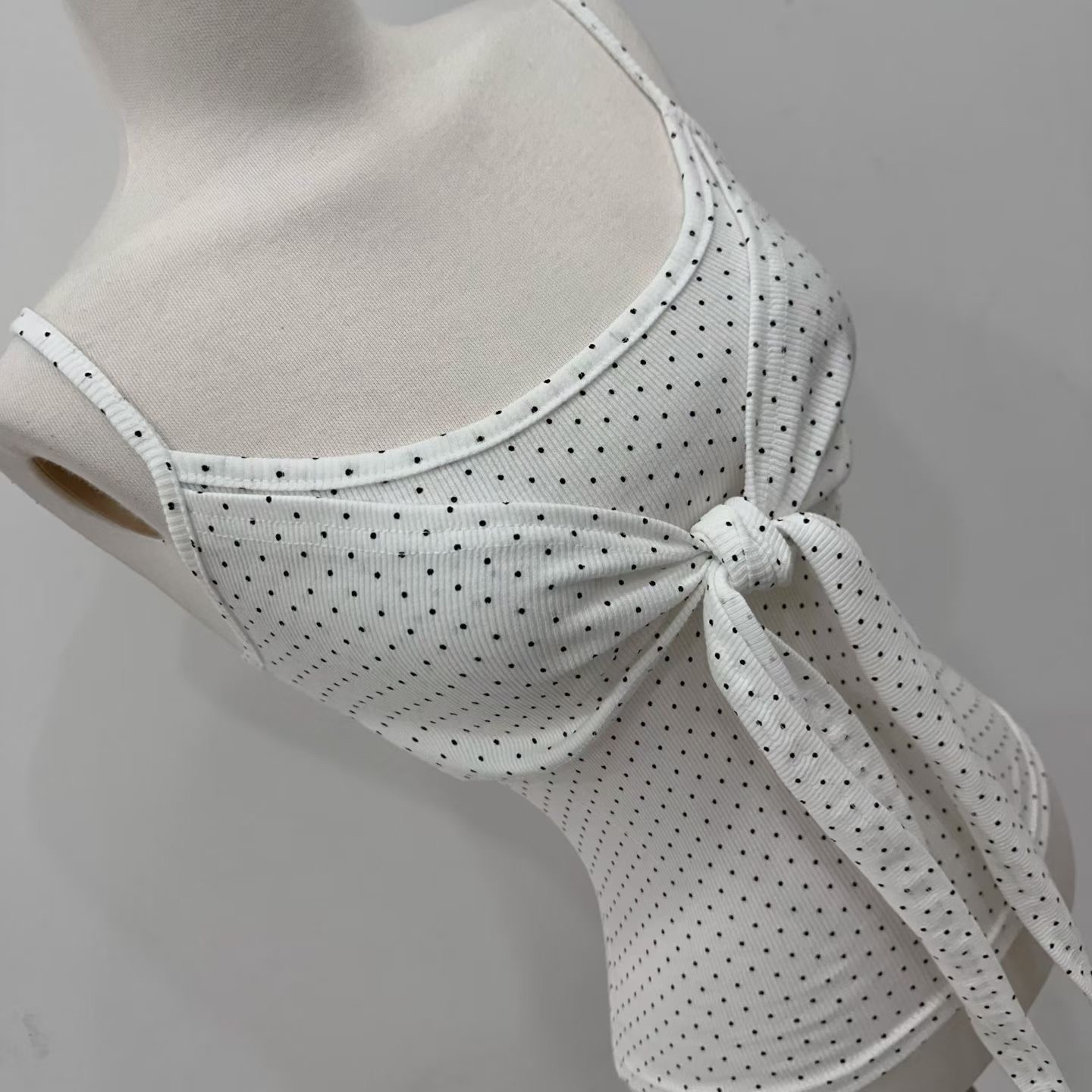 ISABELLA韓國直郵女裝新品職業時尚26春夏真品吊帶背心圓點ISABELLA吊帶/背心