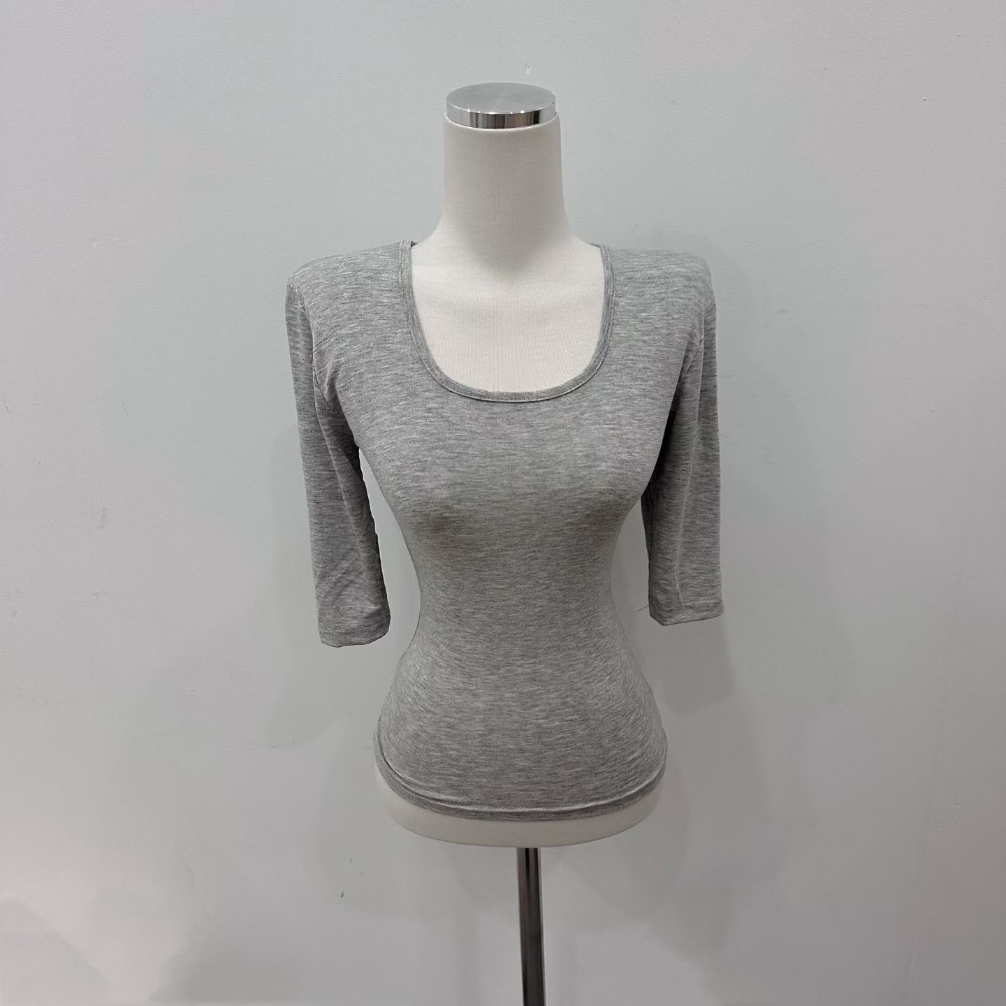 ISABELLA東大門實拍女裝新款時尚熱賣人氣休閑職業長袖T恤ISABELLA長袖T恤圖色2