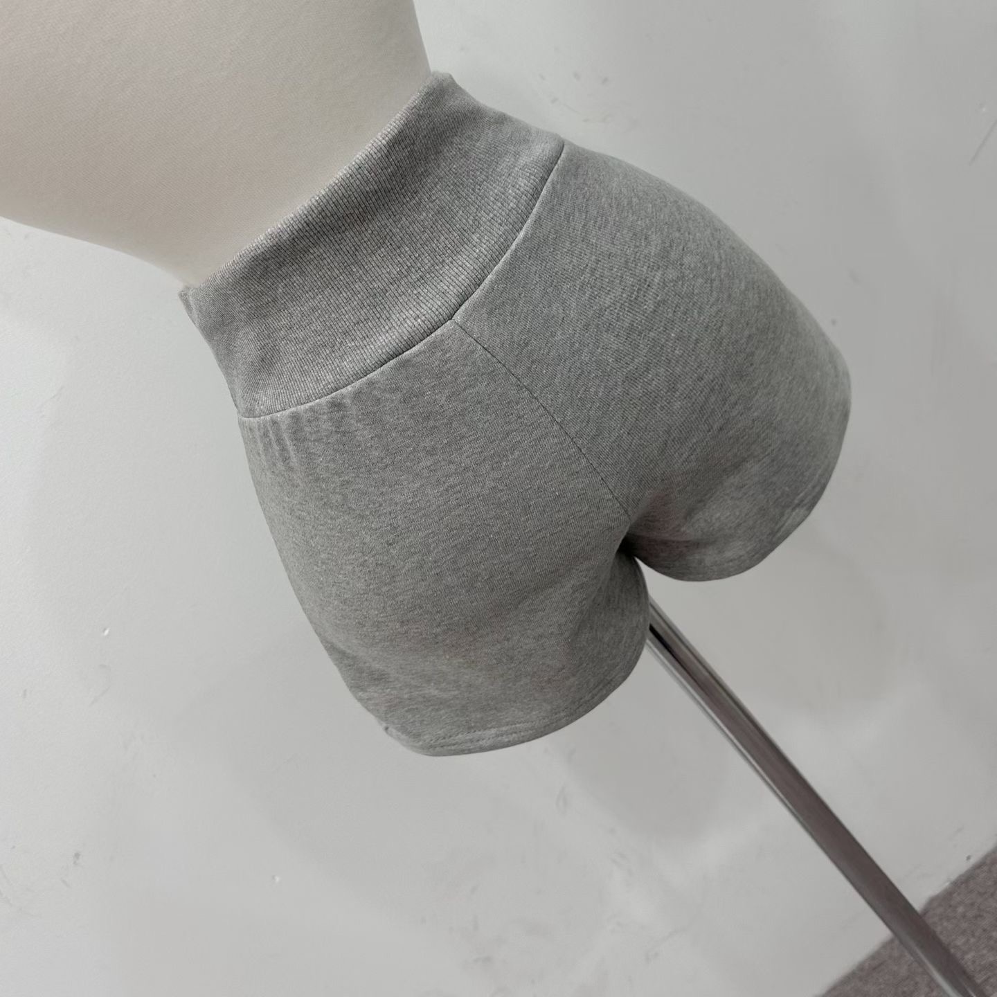 ISABELLA東大門代購女士新款推薦人氣熱賣休閑時尚短褲羅紋ISABELLA短褲