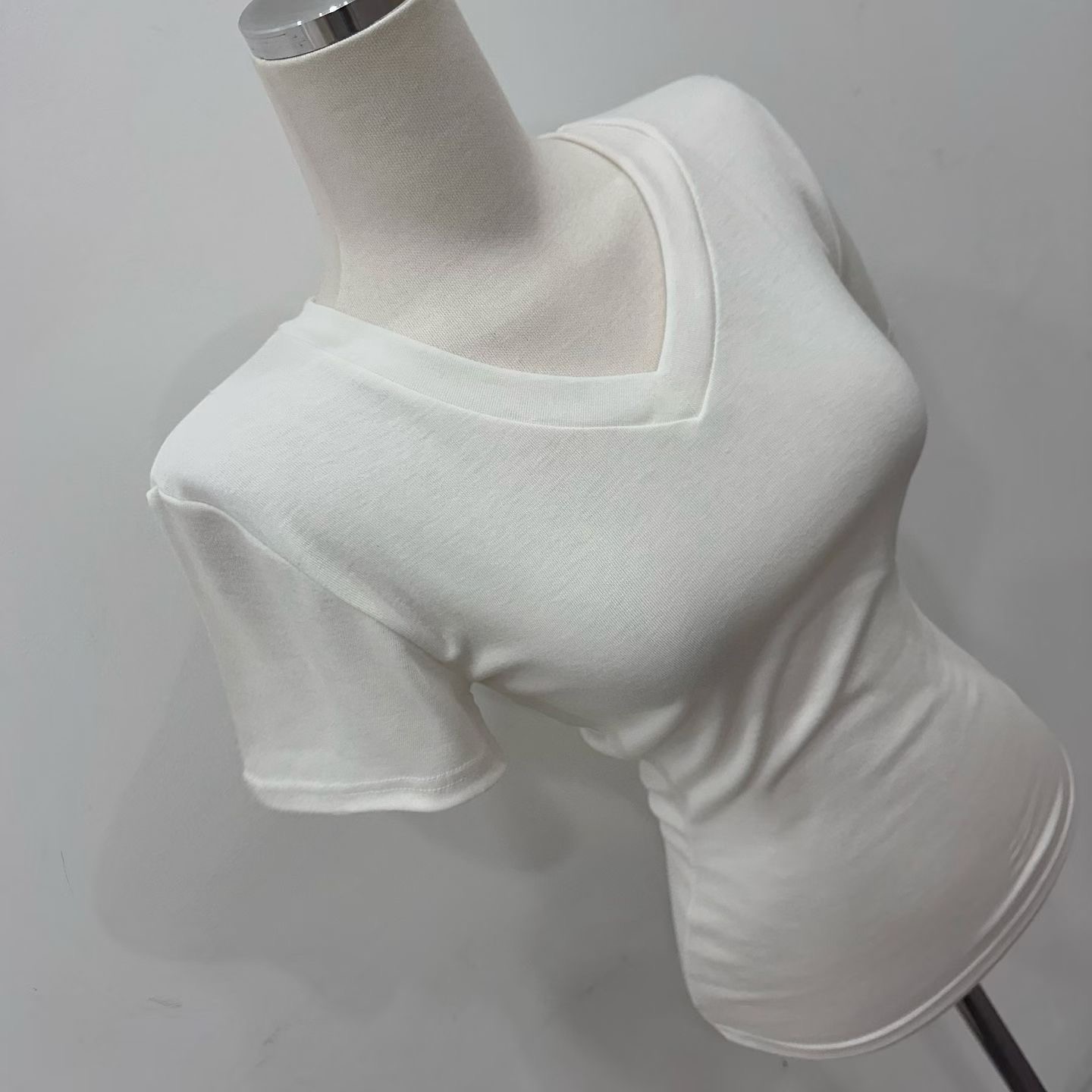 ISABELLA東大門代購女裝新款職業推薦人氣時尚26春夏T恤高領ISABELLAT恤