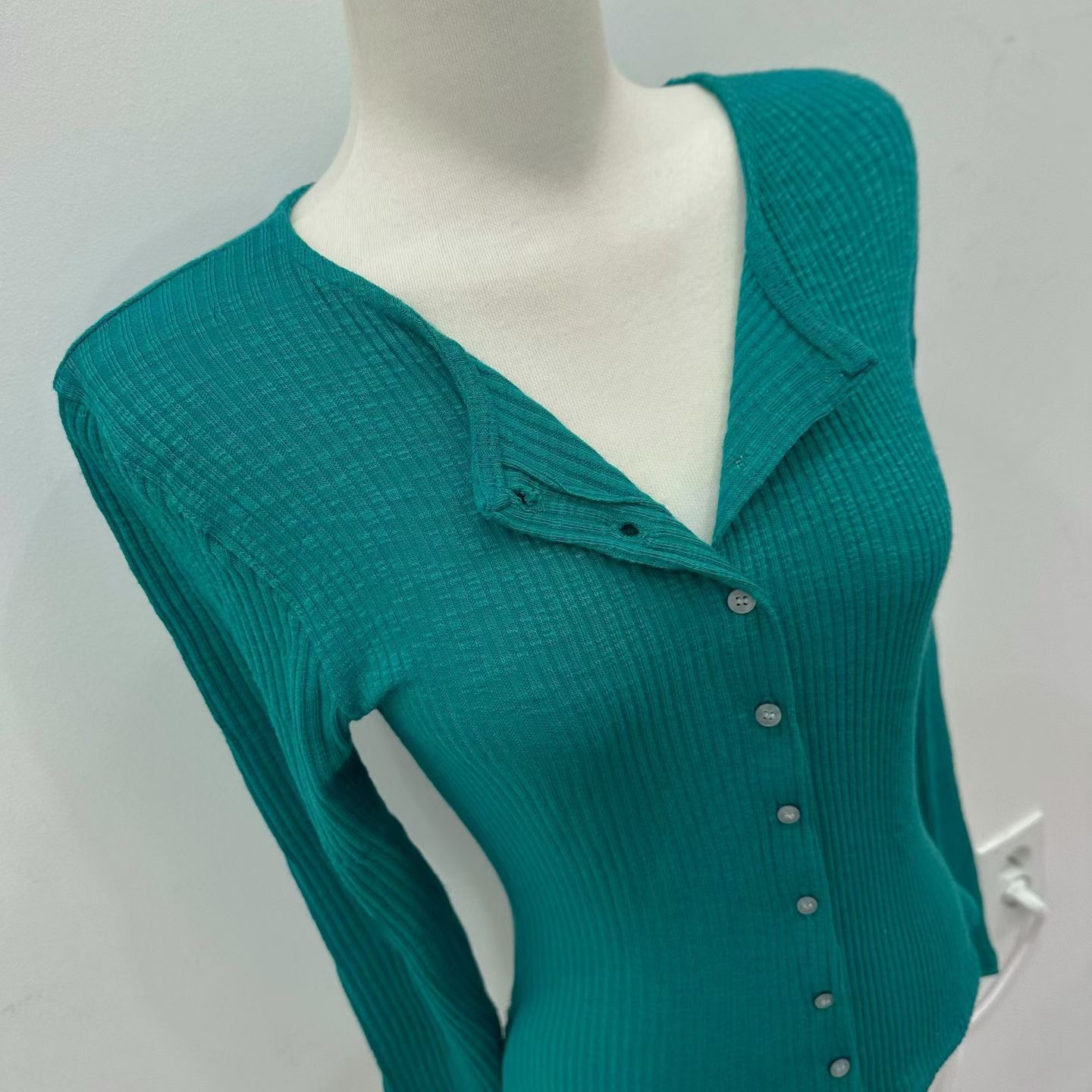 ISABELLA東大門實拍女裝新品熱賣時尚26春夏真品長袖T恤開衫ISABELLA長袖T恤