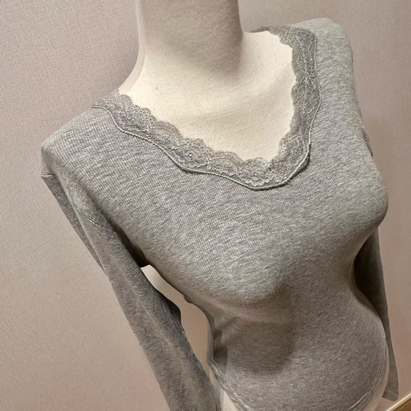 ISABELLA韓國代購女裝新品休閑熱賣真品職業長袖T恤蕾絲圓領ISABELLA長袖T恤