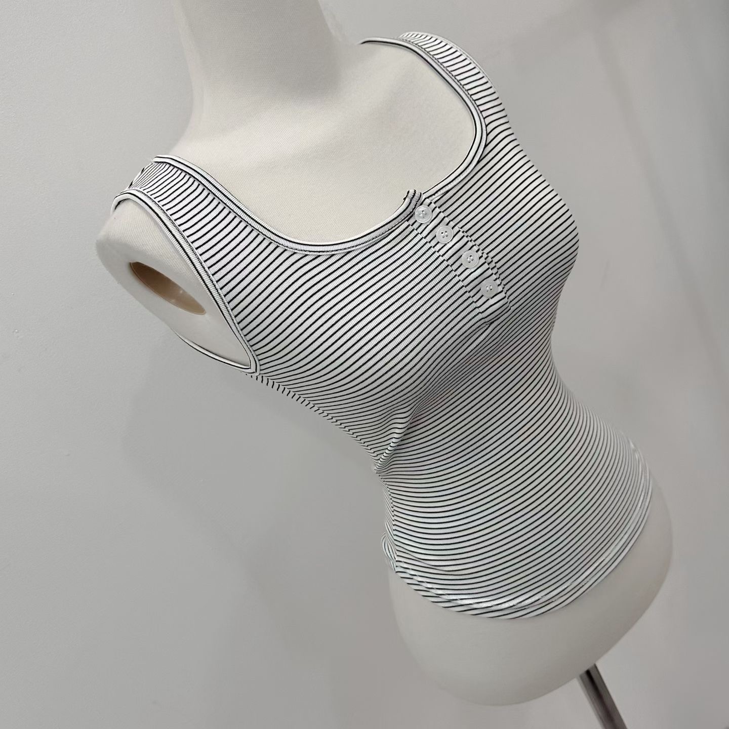 ISABELLA東大門代購女裝新款時尚人氣熱賣真品吊帶背心條紋ISABELLA吊帶/背心