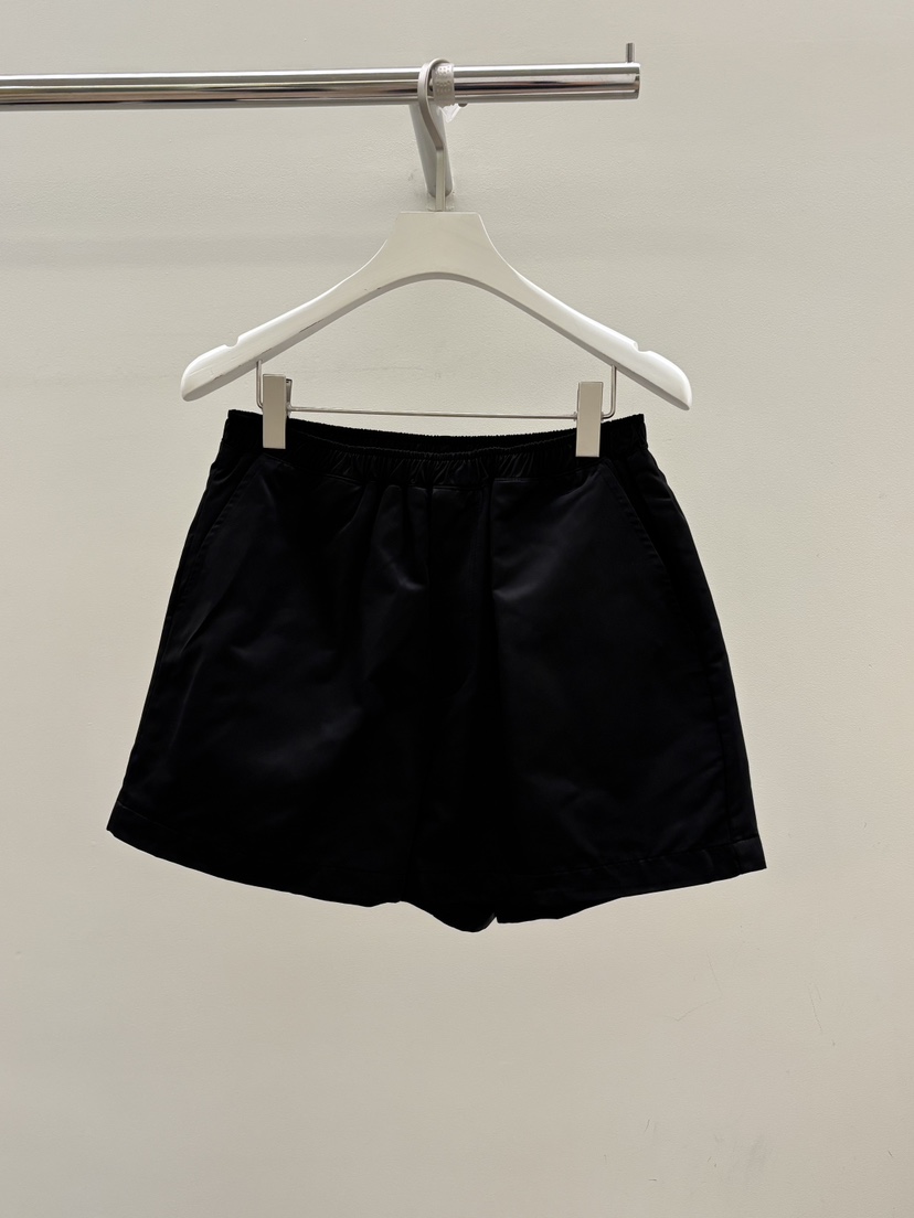 PEBBLE韓國直郵實拍女士新品休閑26春夏人氣推薦熱賣短褲緞PEBBLE短褲圖色1