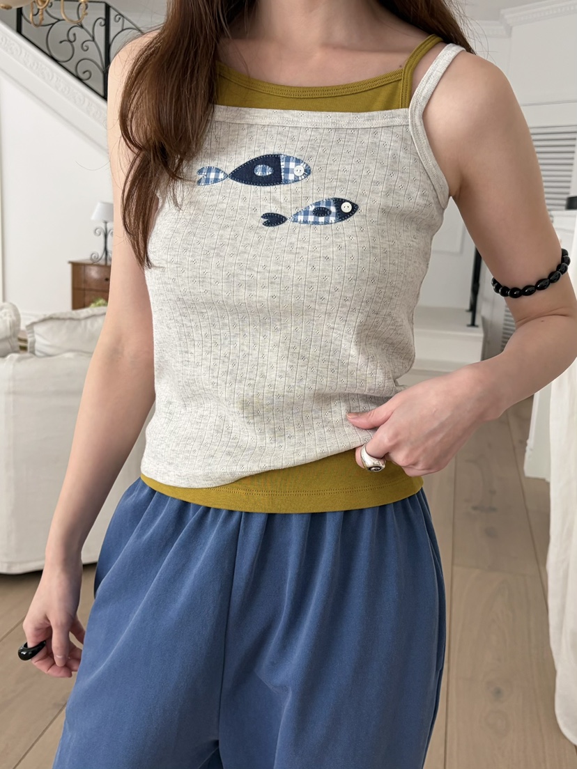 PEBBLE韓國代購女士新款推薦休閑人氣熱賣時尚吊帶背心刺繡PEBBLE吊帶/背心