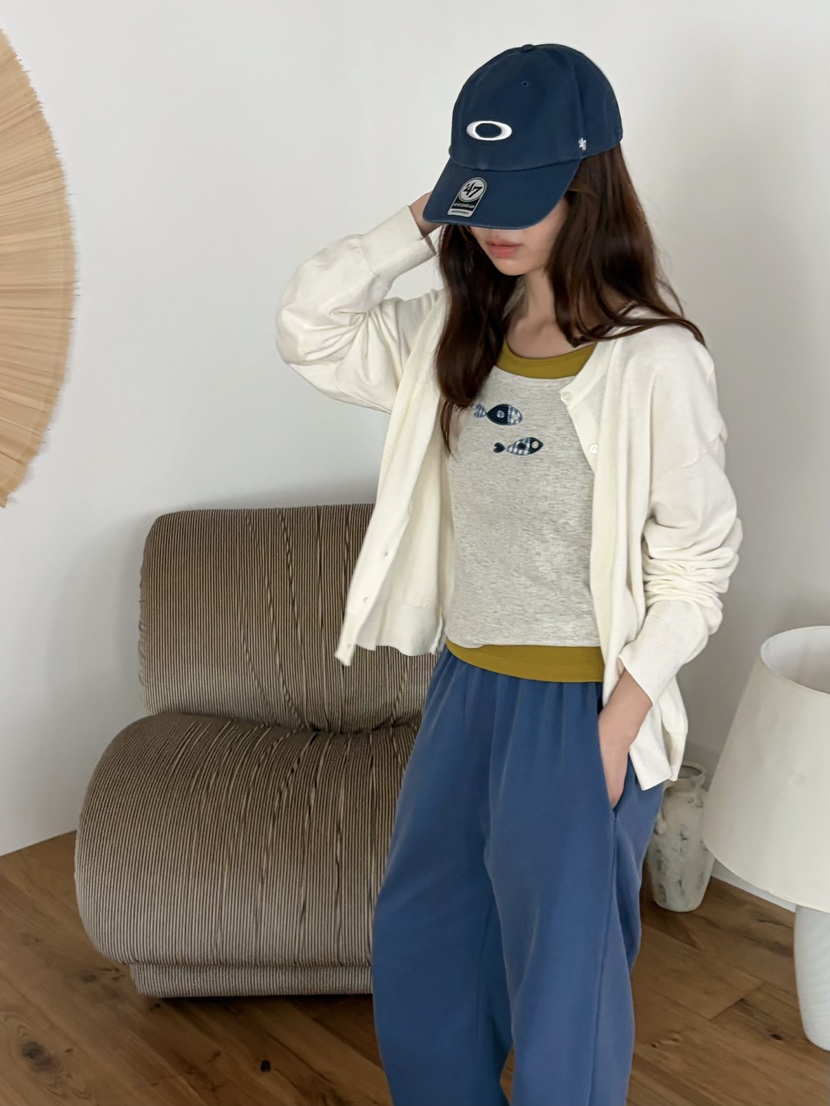 PEBBLE韓國代購女士新款推薦休閑人氣熱賣時尚吊帶背心刺繡PEBBLE吊帶/背心