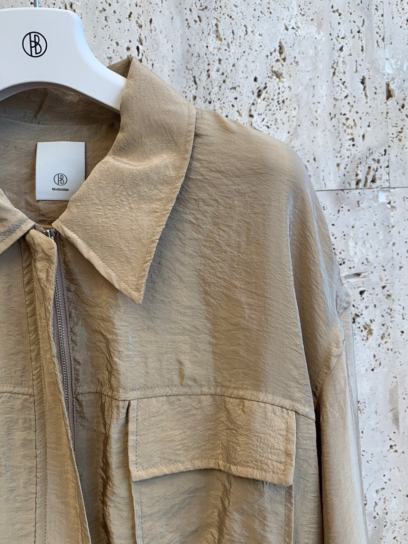 BLOSSOM韓國直郵實拍女裝新品人氣時尚職業熱賣夾克打折拉鏈BLOSSOM夾克