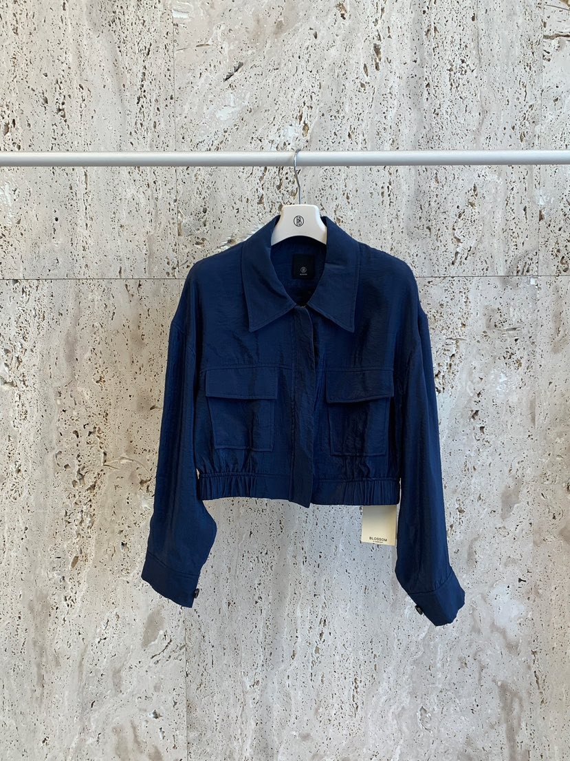 BLOSSOM韓國直郵實拍女裝新品人氣時尚職業熱賣夾克打折拉鏈BLOSSOM夾克圖色2