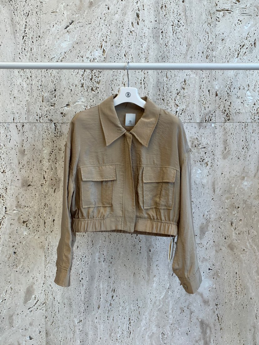 BLOSSOM韓國直郵實拍女裝新品人氣時尚職業熱賣夾克打折拉鏈BLOSSOM夾克圖色3