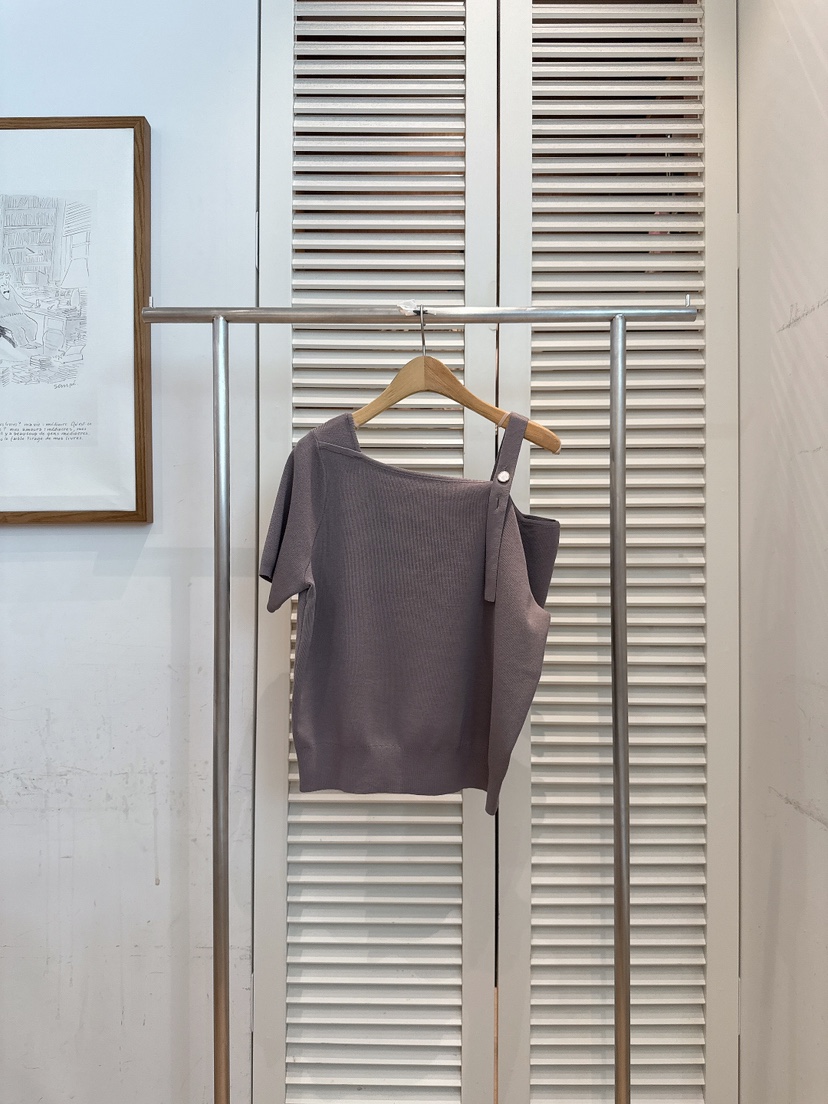 FAVE-L韓國東大門代購女士新款26夏季熱賣時尚26春夏針織衫FAVE-L針織衫圖色2