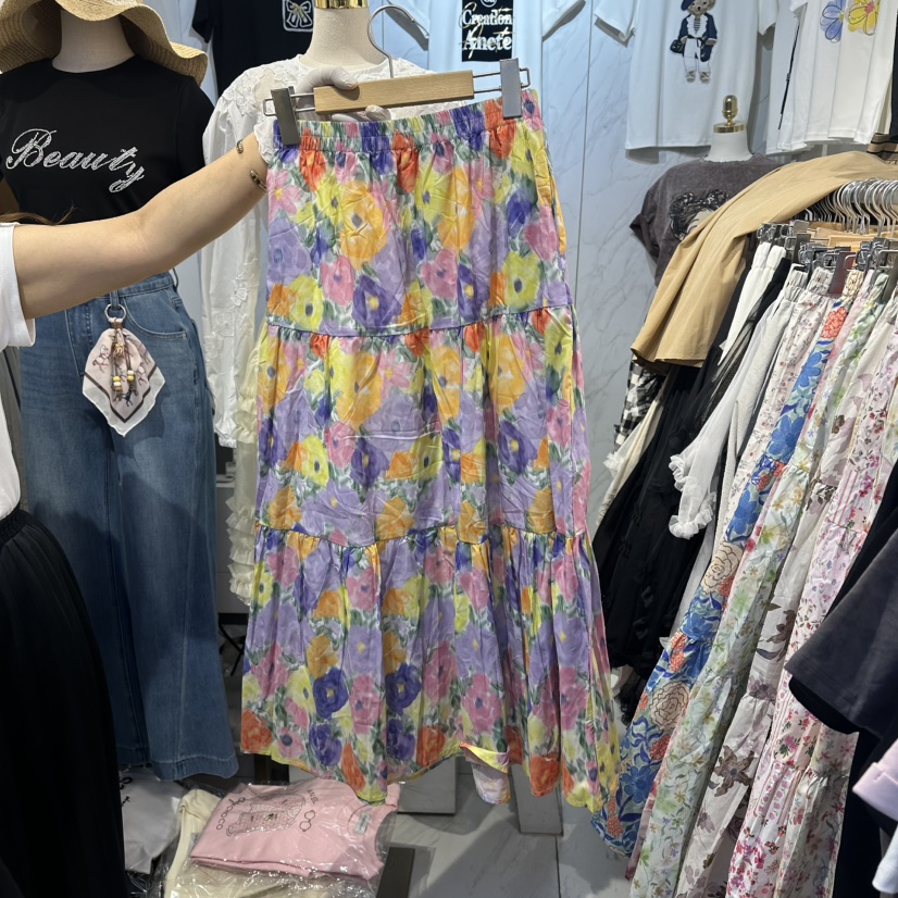 COCO HOLIC韓國直郵實拍女裝新品26夏季熱賣26春夏推薦長裙COCO HOLIC長裙圖色1