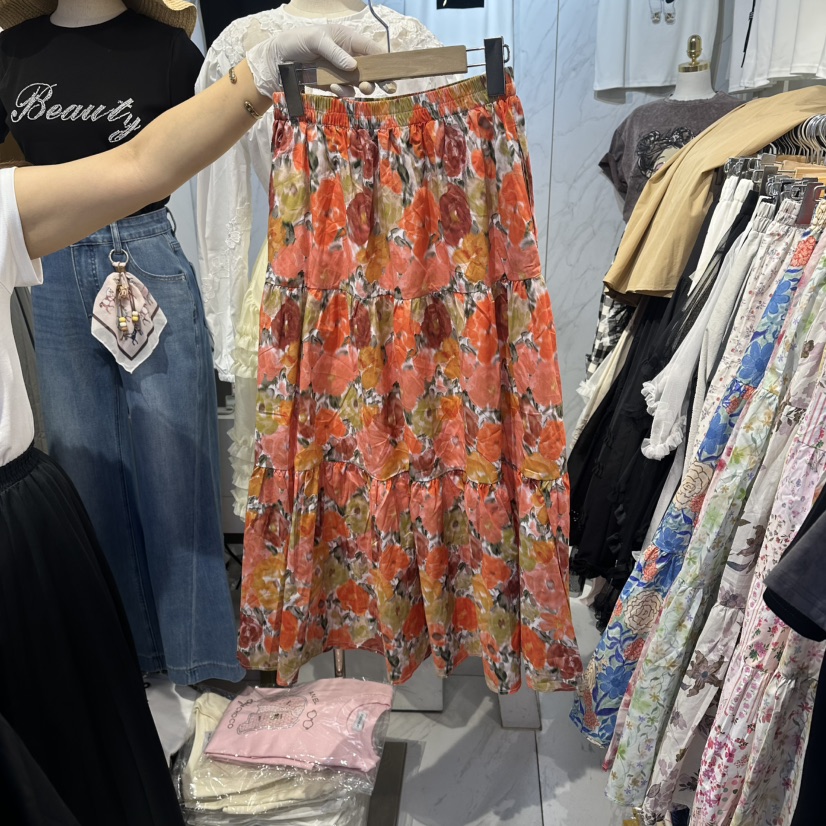 COCO HOLIC韓國直郵實拍女裝新品26夏季熱賣26春夏推薦長裙COCO HOLIC長裙圖色2