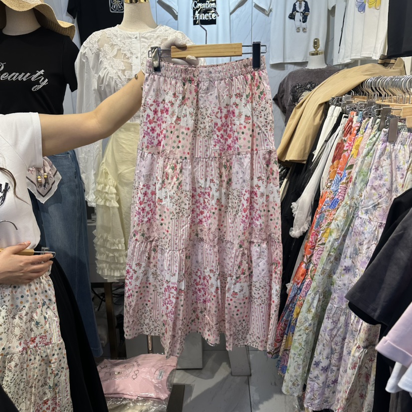 COCO HOLIC韓國東大門直郵女裝新品時尚職業休閑長裙小碎花COCO HOLIC長裙圖色2