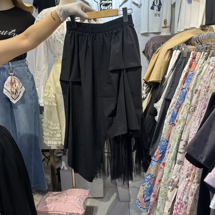 COCO HOLIC韓國東大門代購女裝新款人氣推薦長裙不對稱雪紡COCO HOLIC長裙圖色2黑色